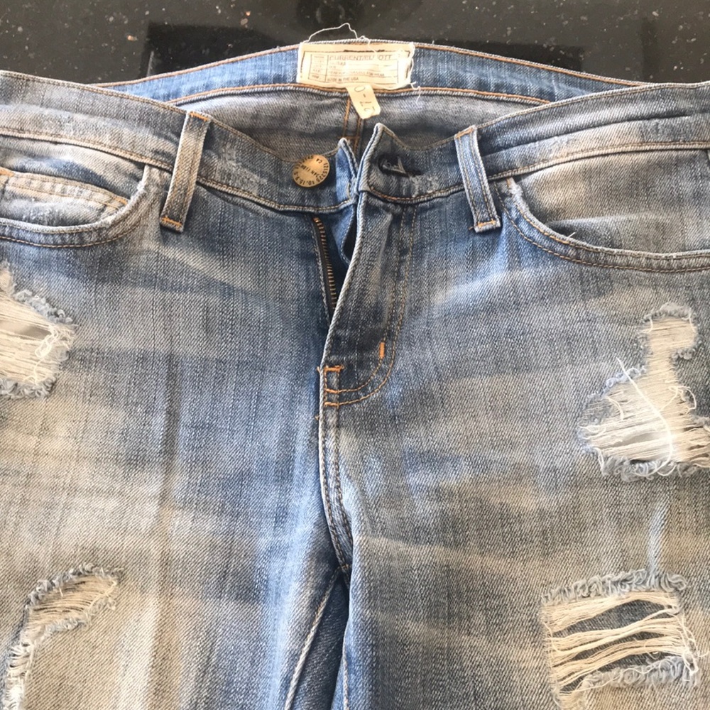 Current/Elliott distressed jeans